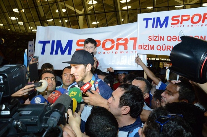 Azerbaijan`s Olympic champion congratulates entire country